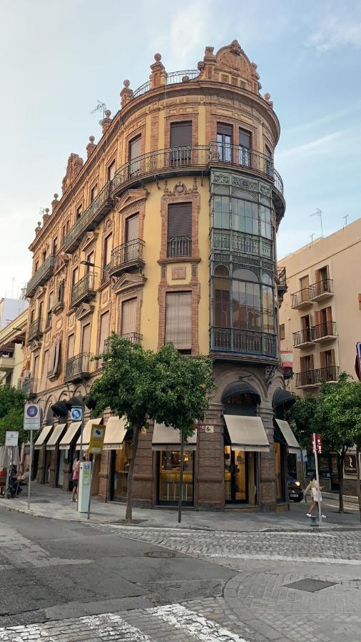 Centrico Plaza Del Salvador *
