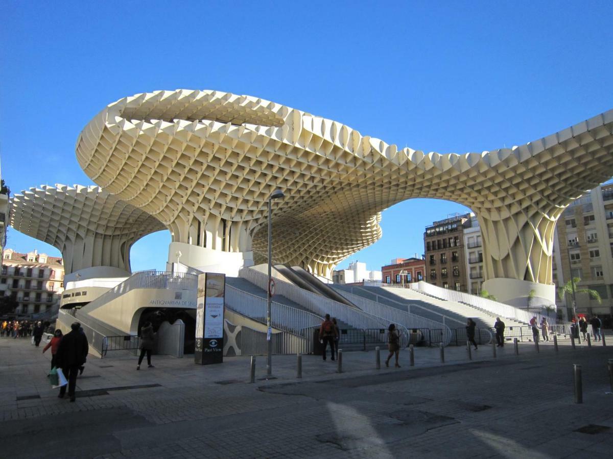 Centrico Plaza Del Salvador * Seville